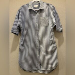 Free Assembly Dress Shirt Classic Blue and White Striped